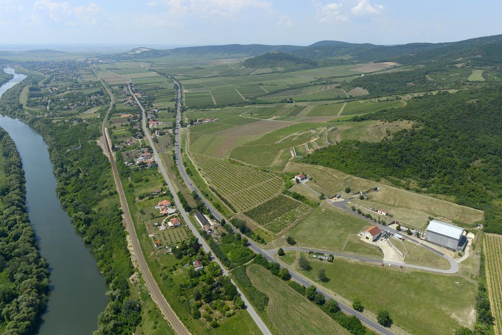 Nyakiglab Villa Szegi Exteriör bild